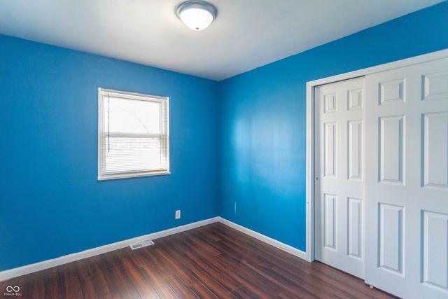 8723 Lynbrook Drive, Indianapolis, IN 46219