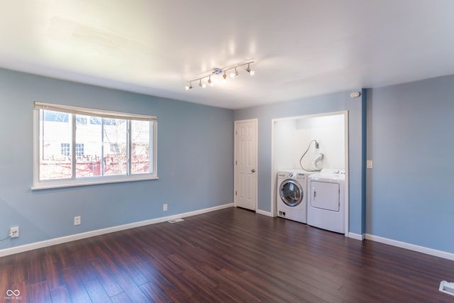 8723 Lynbrook Drive, Indianapolis, IN 46219