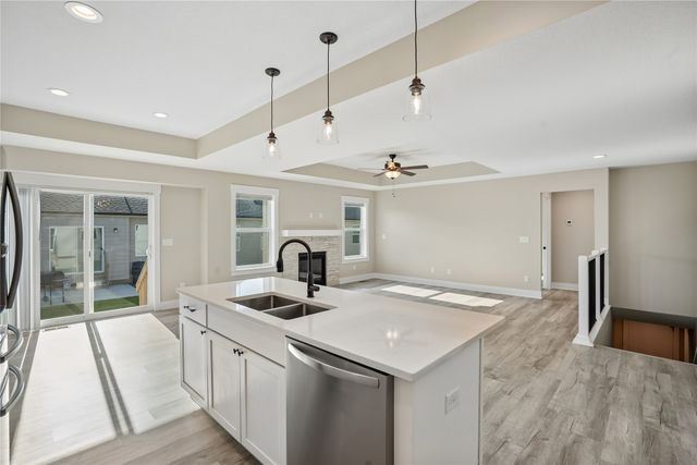 313 NE Meadow Lane, Ankeny, IA 50021