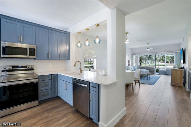 555 Augusta BLVD 3-1, Naples, FL 34113