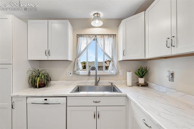 5330 Silver Spur Avenue, Colorado Springs, CO 80915