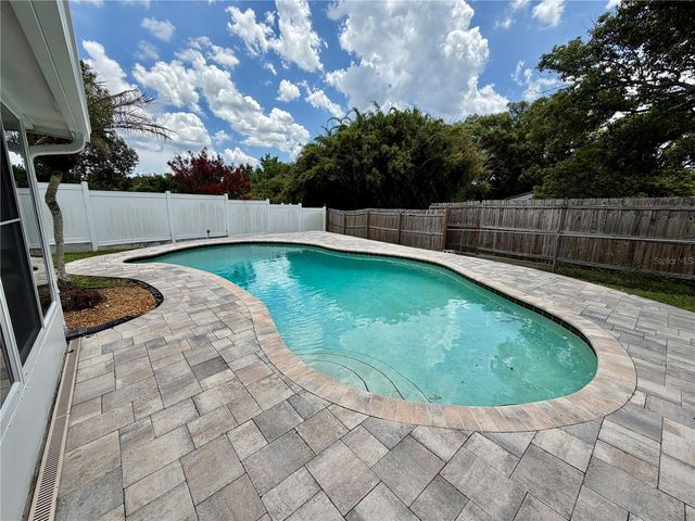 726 FOREST GLEN COURT, Maitland, FL 32751