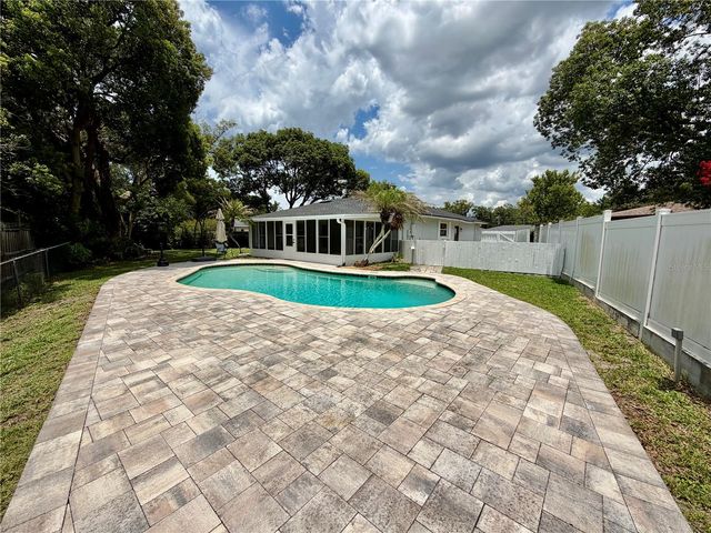 726 FOREST GLEN COURT, Maitland, FL 32751