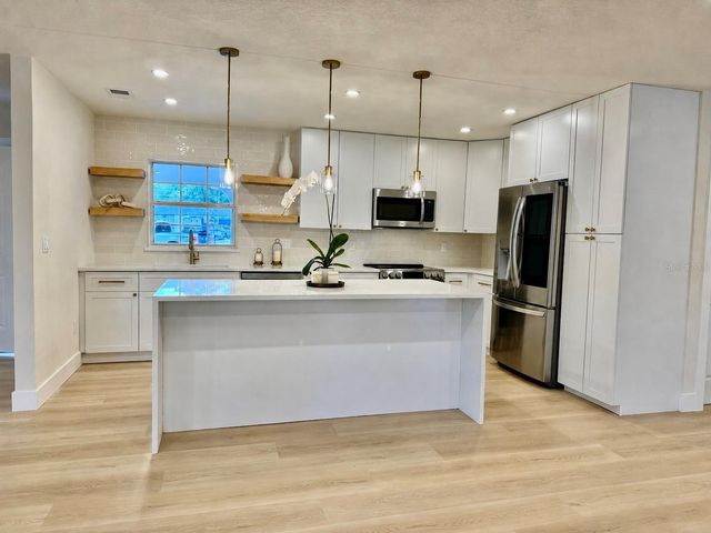 726 FOREST GLEN COURT, Maitland, FL 32751