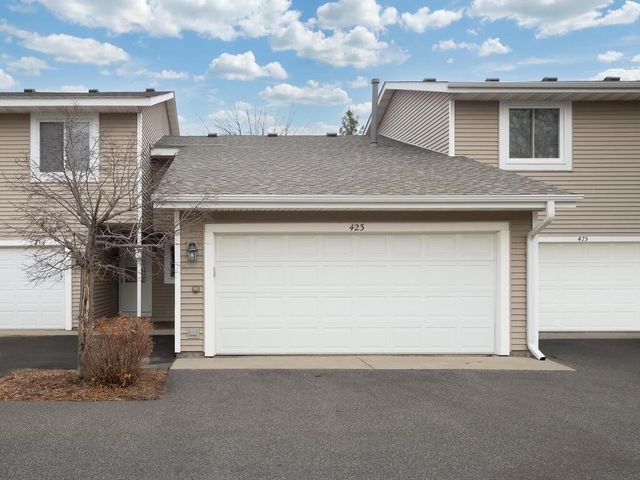 423 Whispering River Lane, Farmington, MN 55024