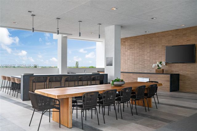 3900 Biscayne Blvd N-1205, Miami, FL 33137