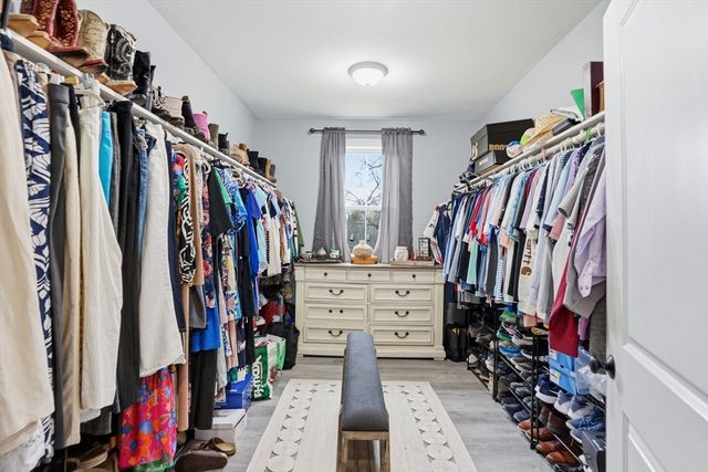 57 Oneil Rd, Somerset, MA 02725
