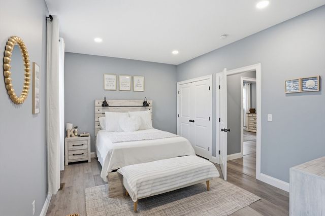57 Oneil Rd, Somerset, MA 02725