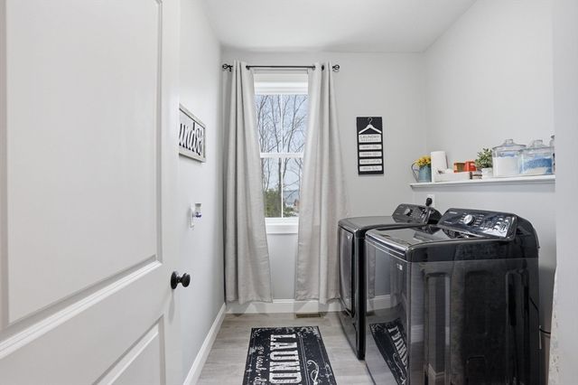 57 Oneil Rd, Somerset, MA 02725