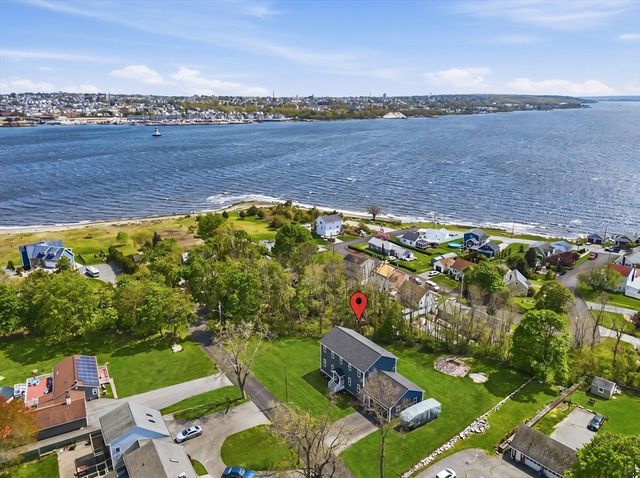 57 Oneil Rd, Somerset, MA 02725