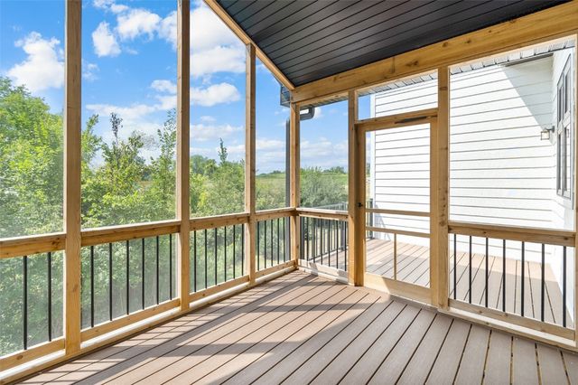 356 Hidden Ridge Drive, Coralville, IA 52241