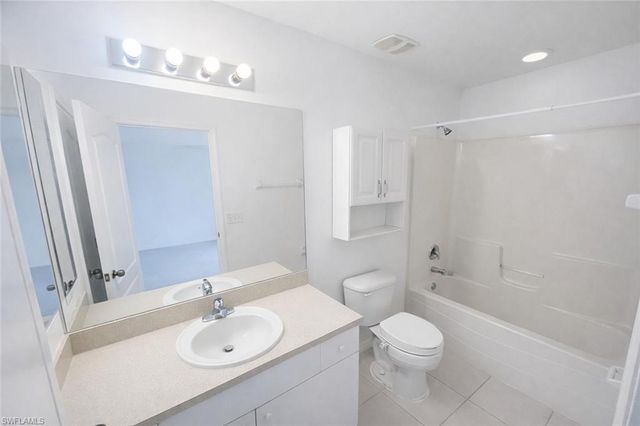 4218 8th ST SW, Lehigh Acres, FL 33976