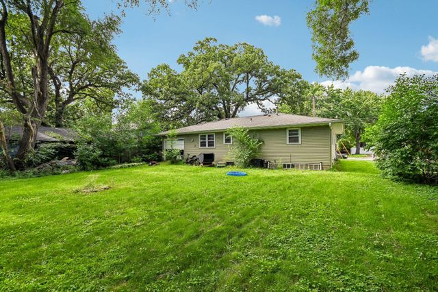 215 17th Street W, Hastings, MN 55033