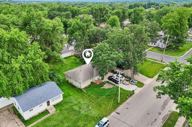 215 17th Street W, Hastings, MN 55033