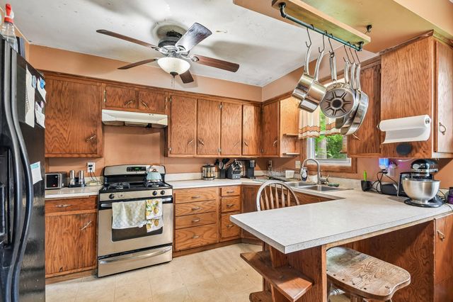 215 17th Street W, Hastings, MN 55033