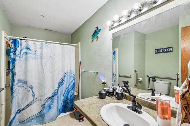 215 17th Street W, Hastings, MN 55033