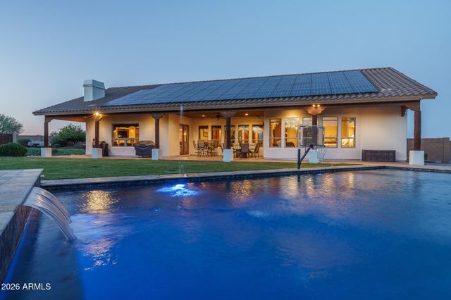 19707 W MARIPOSA Drive, Litchfield Park, AZ 85340