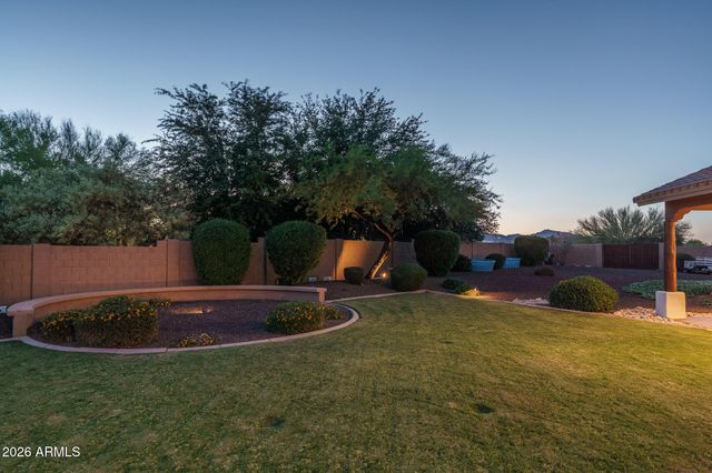 19707 W MARIPOSA Drive, Litchfield Park, AZ 85340
