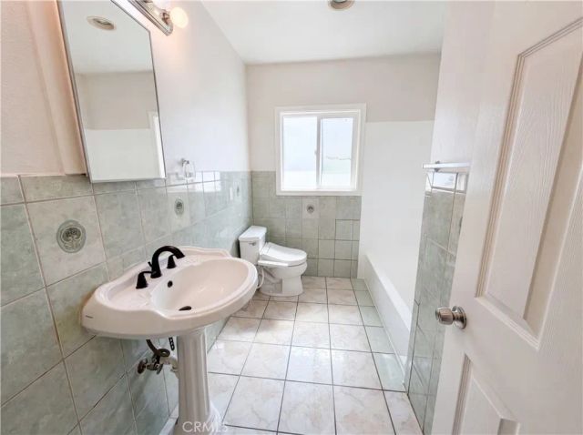 322 E Mariposa, Rialto, CA 92376