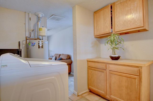 4803 Mescalero Road NE, Albuquerque, NM 87110