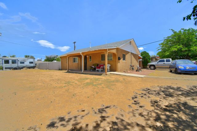 4803 Mescalero Road NE, Albuquerque, NM 87110