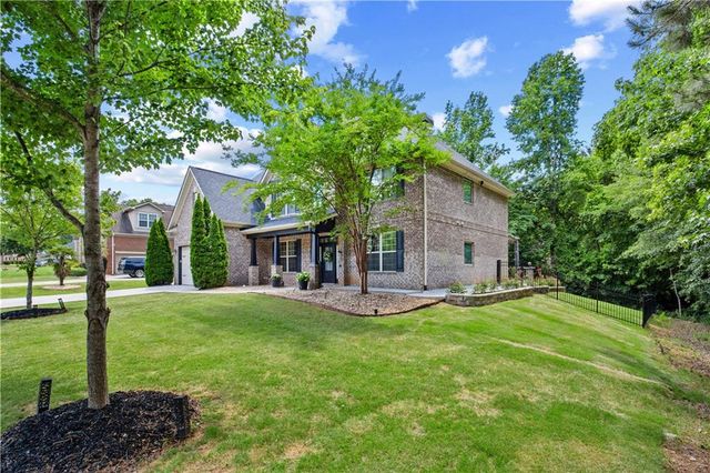 319 Langshire Drive, Mcdonough, GA 30253
