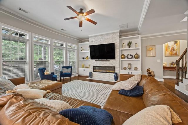 319 Langshire Drive, Mcdonough, GA 30253