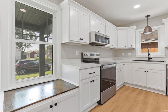 642 Jackson Avenue, Evansville, IN 47713