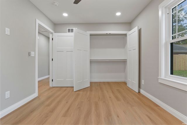 642 Jackson Avenue, Evansville, IN 47713