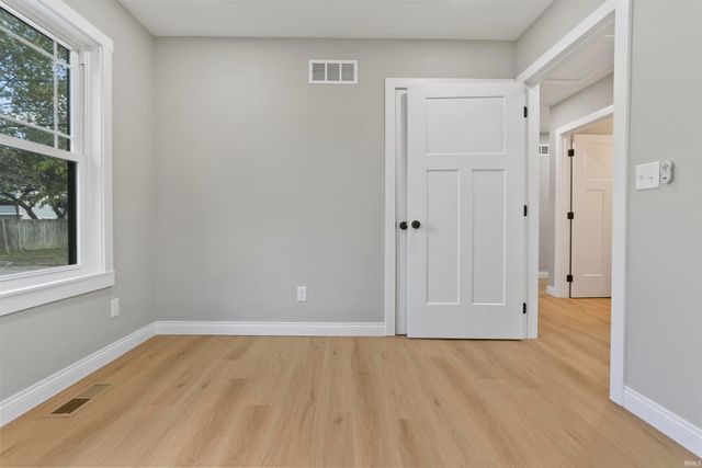 642 Jackson Avenue, Evansville, IN 47713