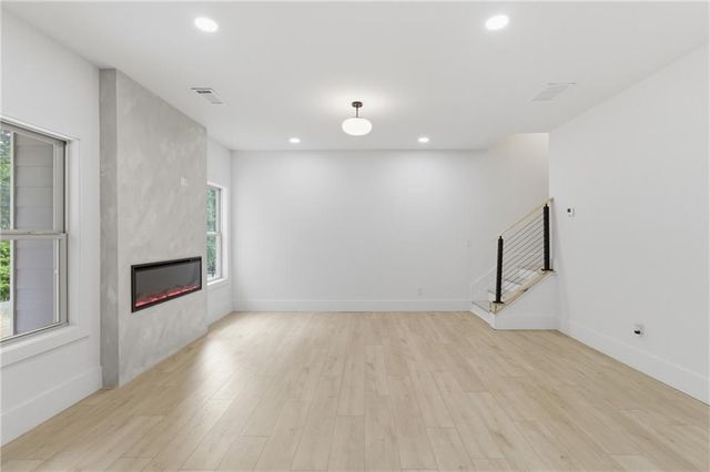971 Overlook Path Way, Lawrenceville, GA 30045