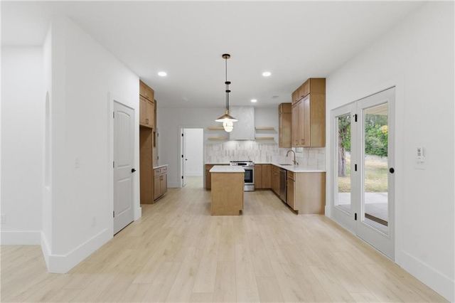 971 Overlook Path Way, Lawrenceville, GA 30045
