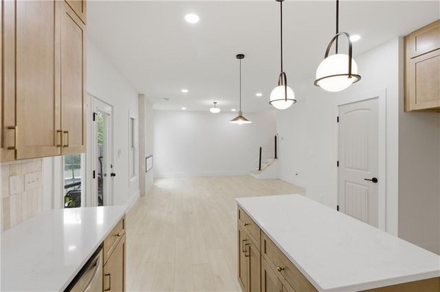 971 Overlook Path Way, Lawrenceville, GA 30045
