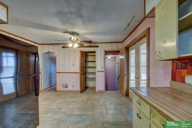 3320 N 69th Street, Omaha, NE 68104