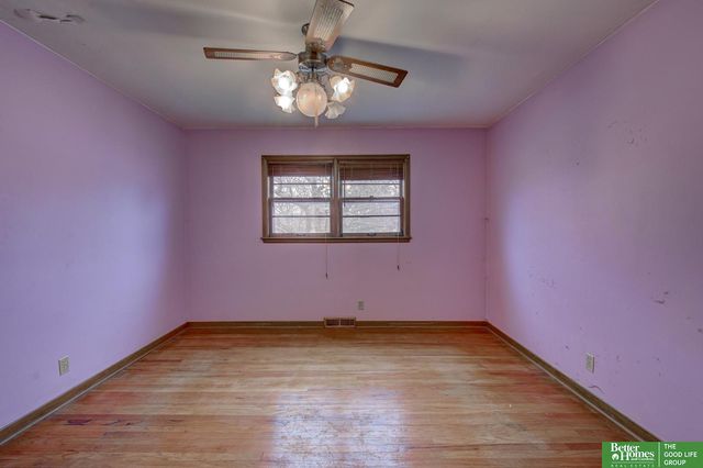 3320 N 69th Street, Omaha, NE 68104