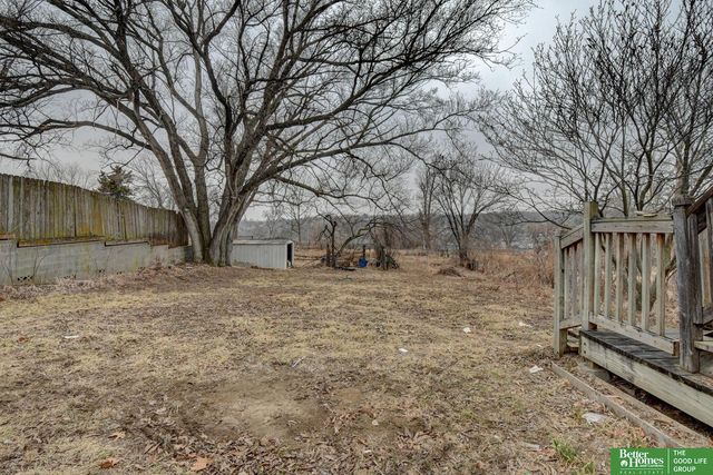 3320 N 69th Street, Omaha, NE 68104