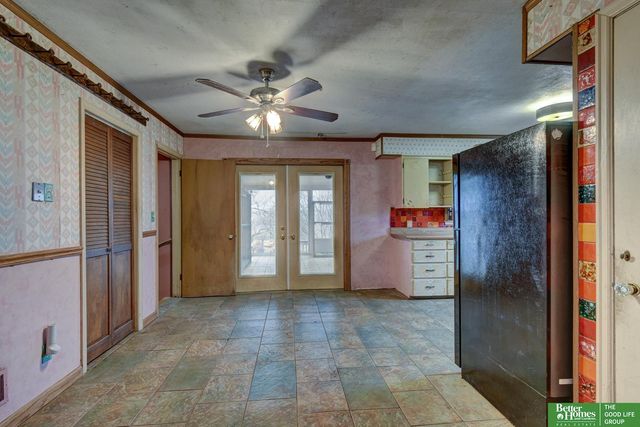 3320 N 69th Street, Omaha, NE 68104