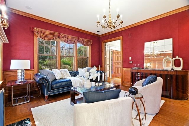 8 Porter Lane, Lexington, MA 02420