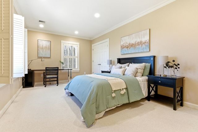 8 Porter Lane, Lexington, MA 02420