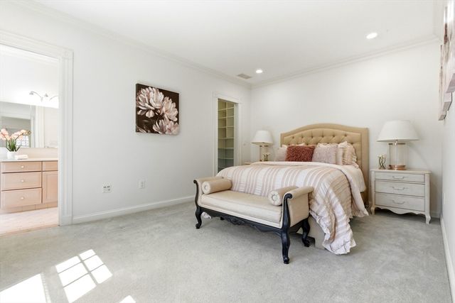 8 Porter Lane, Lexington, MA 02420