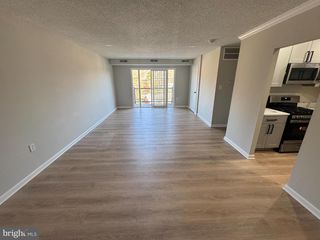 3801 SWANN RD #303, Suitland, MD 20746