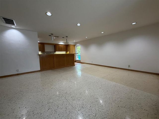3704 NW 69th Street, Oklahoma City, OK 73116