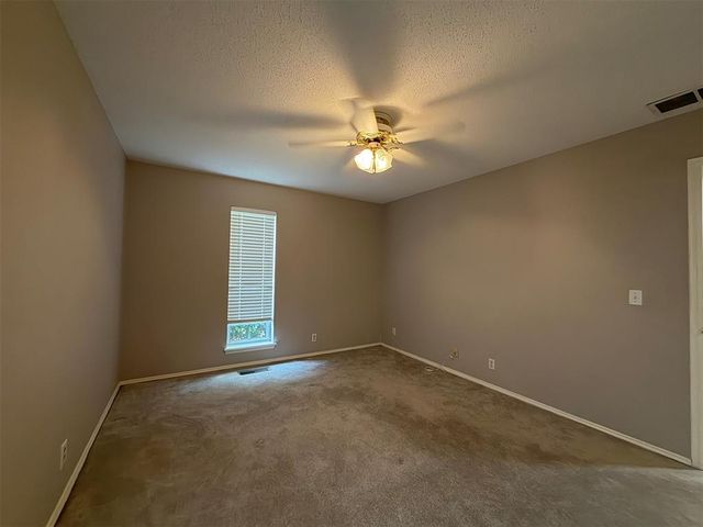 3704 NW 69th Street, Oklahoma City, OK 73116
