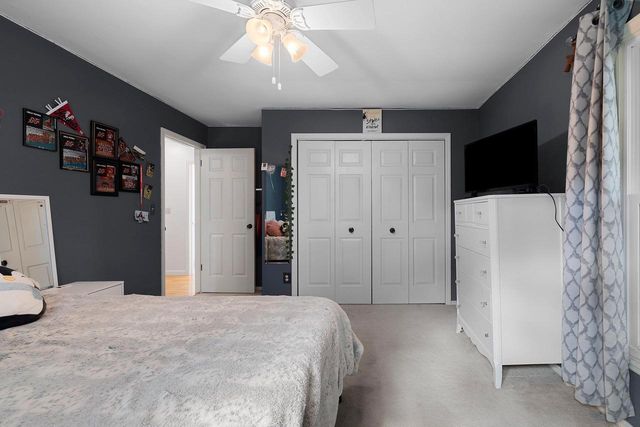2924 RIDGEWAY DRIVE, Neenah, WI 54956
