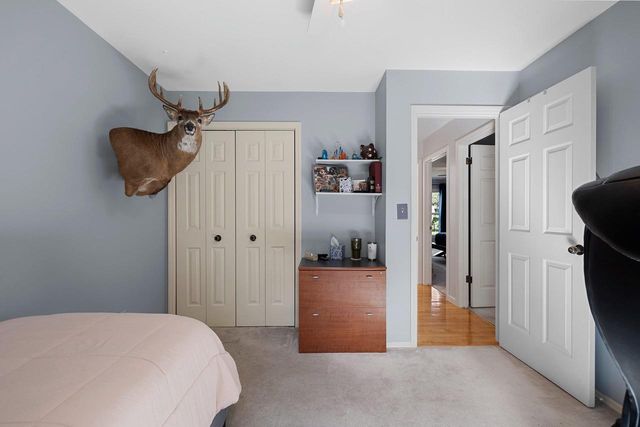 2924 RIDGEWAY DRIVE, Neenah, WI 54956