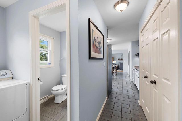 2924 RIDGEWAY DRIVE, Neenah, WI 54956