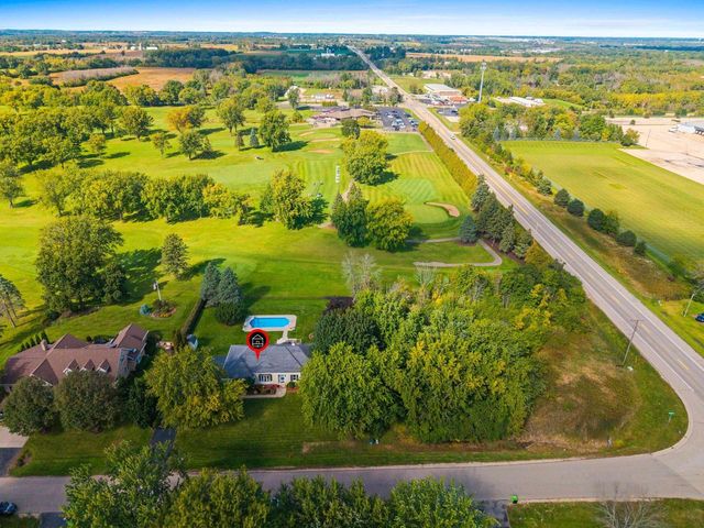 2924 RIDGEWAY DRIVE, Neenah, WI 54956