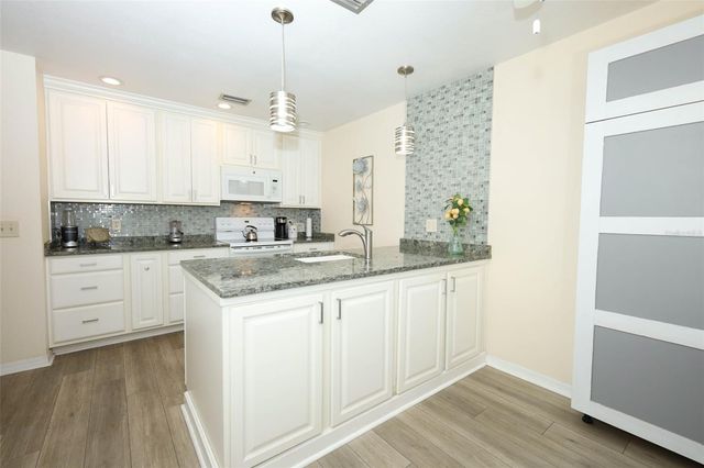 2372 SUN VALLEY CIRCLE 2372, Winter Park, FL 32792