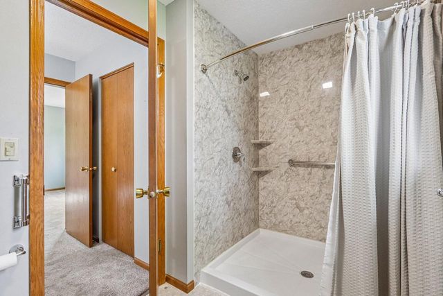 610 Hidde DRIVE, Watertown, WI 53098