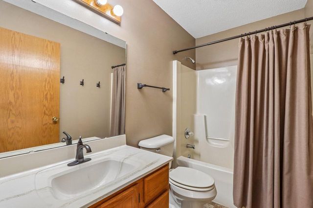 610 Hidde DRIVE, Watertown, WI 53098